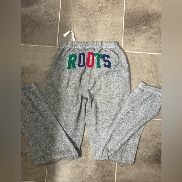 Roots Gray Sweatpants XXS  salt and pepper collection  so comfy for all seasons - Picture 2 of 3